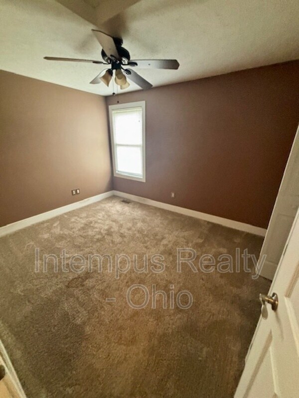 Building Photo - 1482 Geranium Dr
