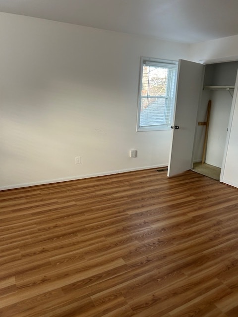 Building Photo - 347 Green Rock