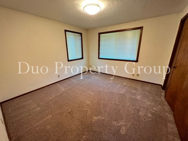 Building Photo - North Adams