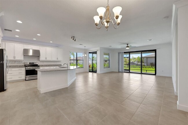 Building Photo - 10858 SW Meandering Mile Rd