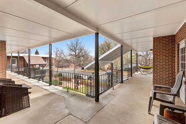 Building Photo - Charming Condo in Old Town – Prime Location!