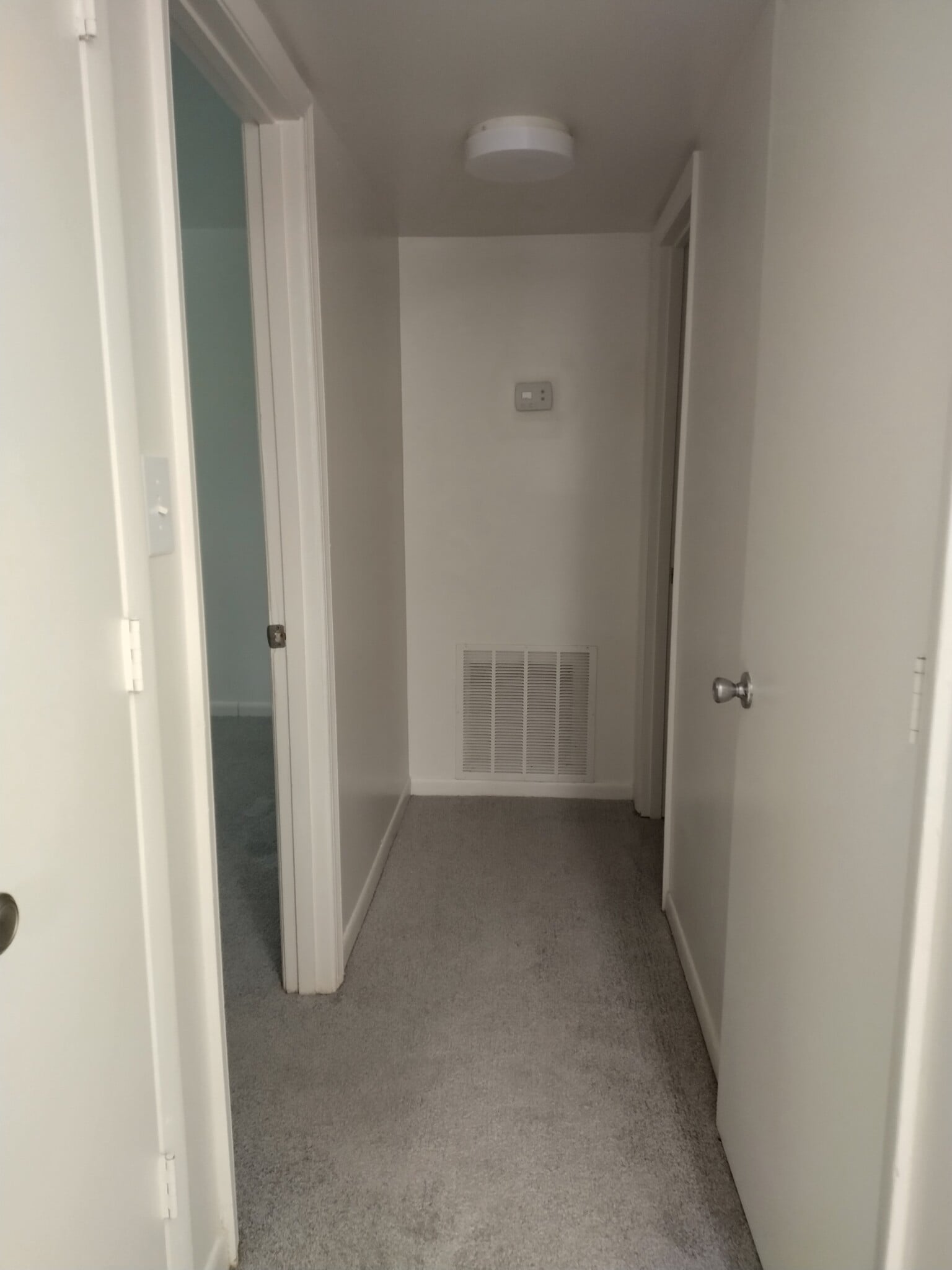 Building Photo - 600 Reusens Rd