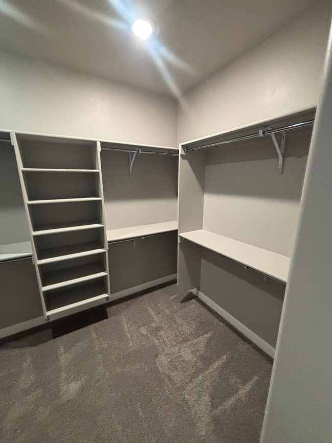 Building Photo - Beautiful Home in Sonoma Ranch !