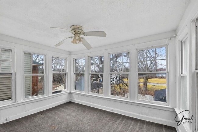 Building Photo - $1550 4 bedroom