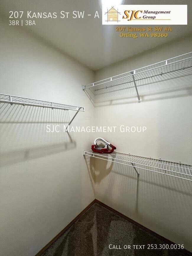 Building Photo - 207 Kansas St SW