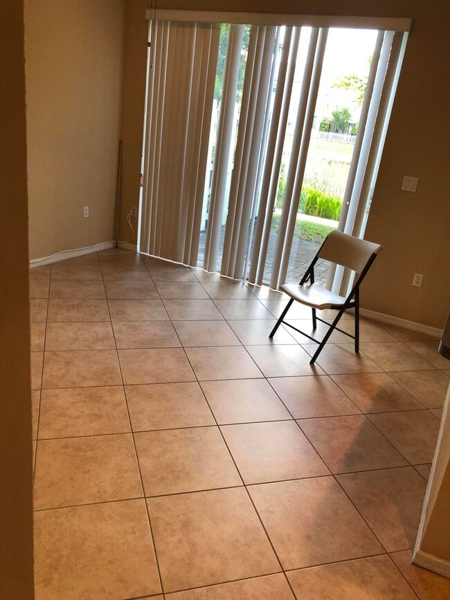 Building Photo - 261 Lake Monterey Cir