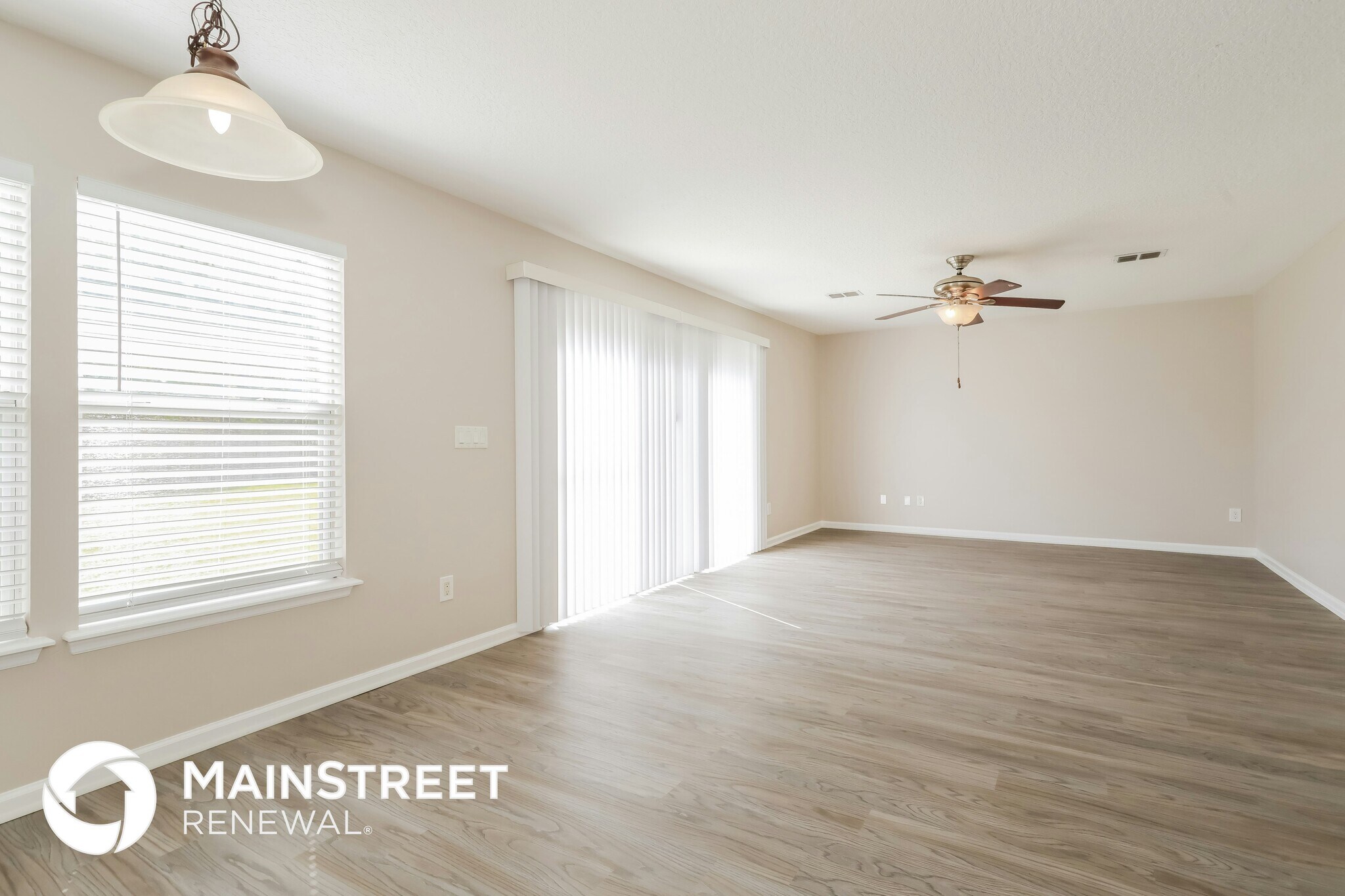 Building Photo - 683 Southland Ln