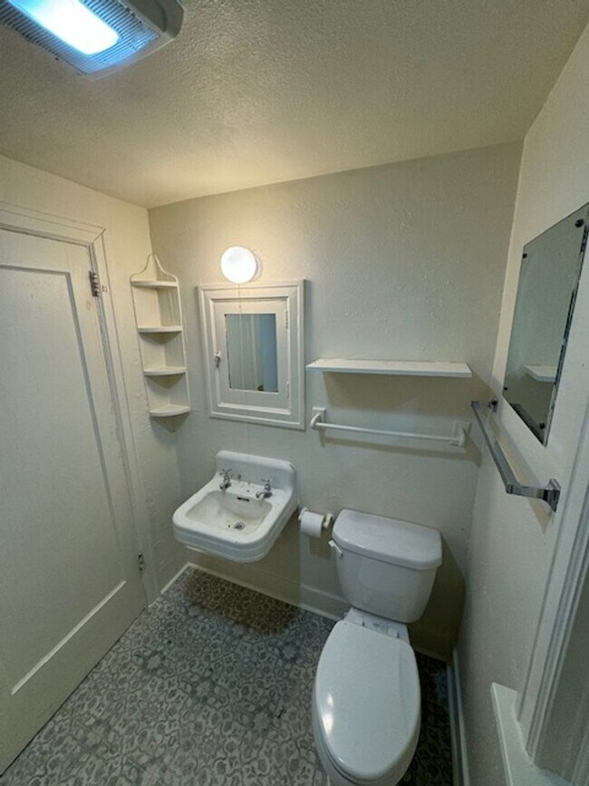 Building Photo - 4 bedroom House Near OSU Campus and Downtown