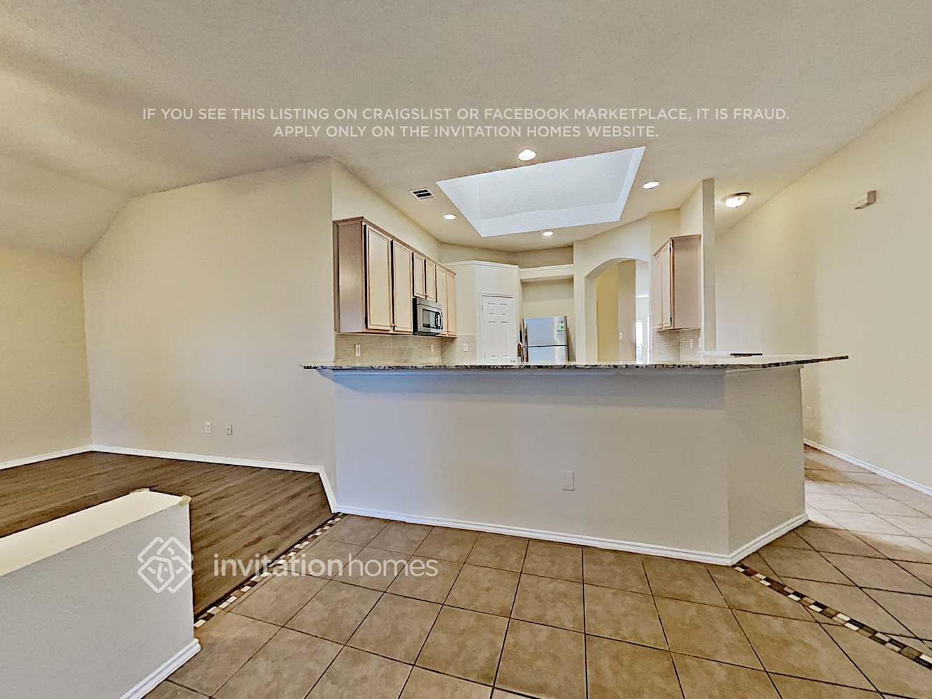 Building Photo - 1777 Meyerwood Ln S
