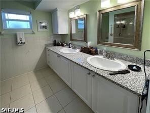 Building Photo - 800 S Golf Dr