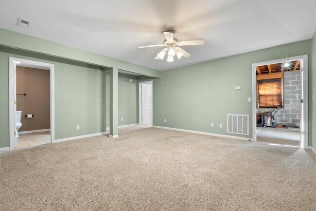 Building Photo - 7821 Slatermill Dr