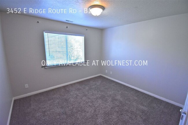 Building Photo - Breathtaking 3 Bed Eagle Mountain Condo! N...