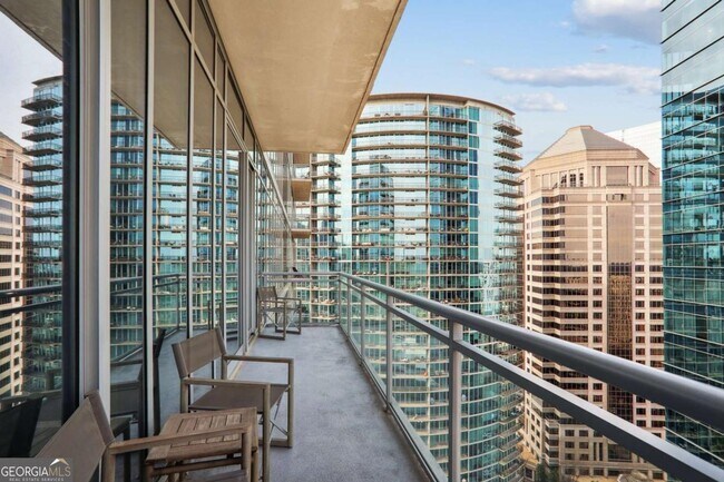 Building Photo - 1065 Peachtree St NE