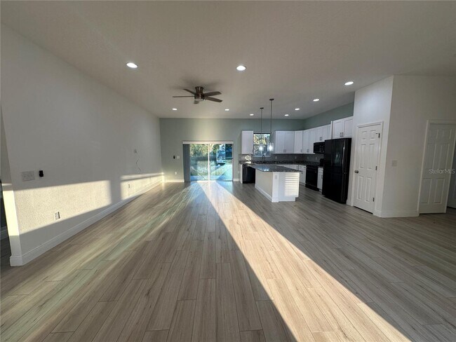 Building Photo - 1105 St Nicholas Ave