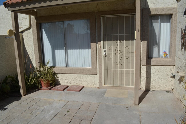 Building Photo - 6107 N 79th St