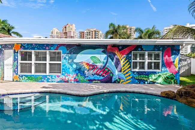 Building Photo - 1931 NE 32nd Ave