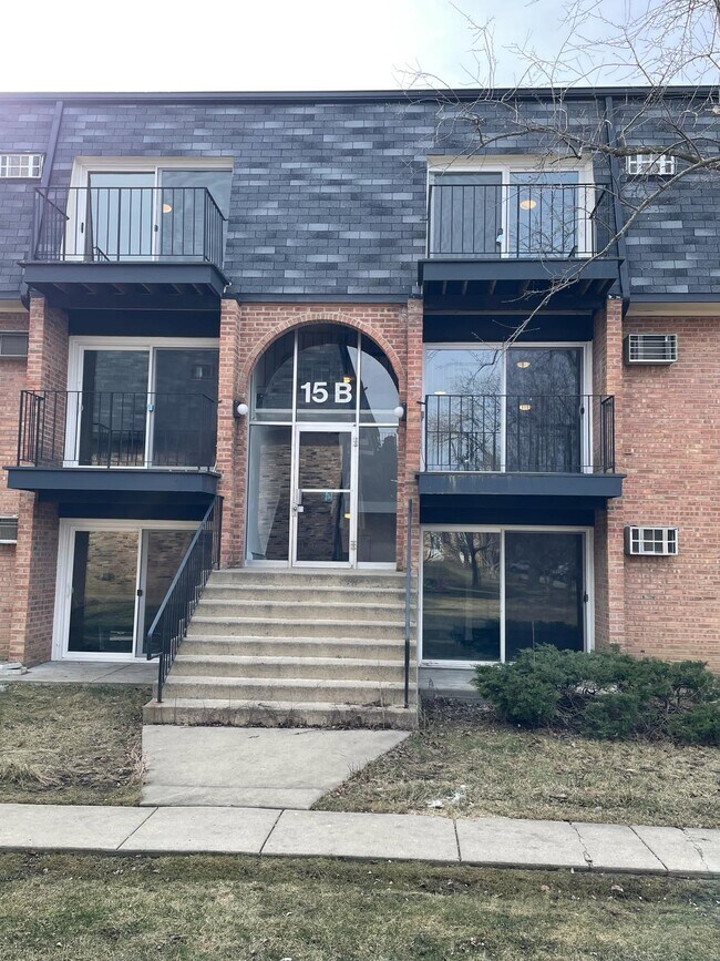 Building Photo - 15B E Dundee Quarter Dr