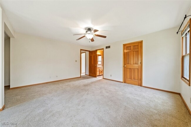 Building Photo - 1720 Stine Rd
