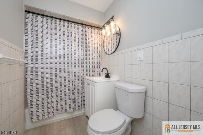 Building Photo - 118 Colonia Blvd