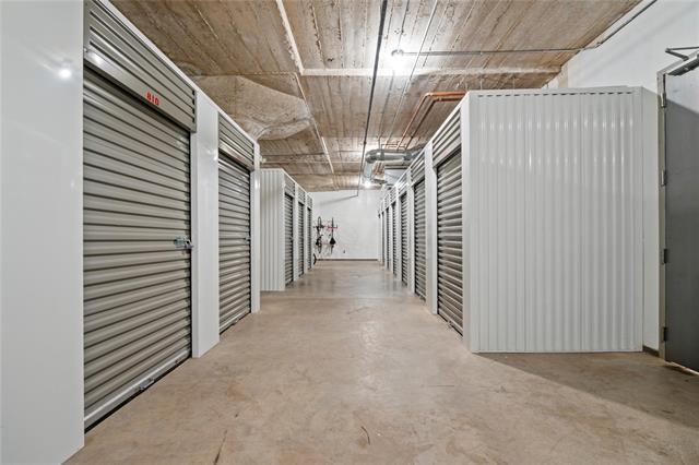 Building Photo - 1122 Jackson St