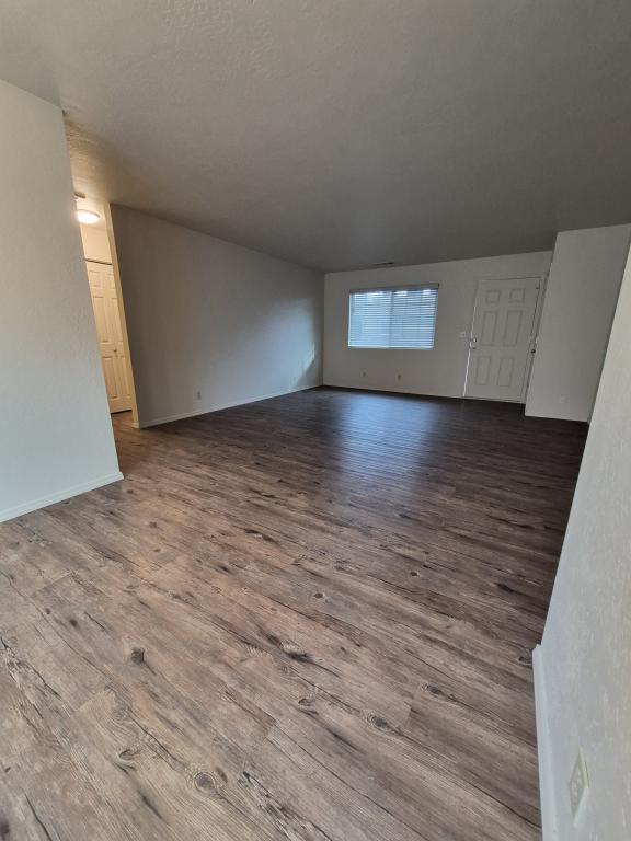 Building Photo - 1312 Dowell Rd