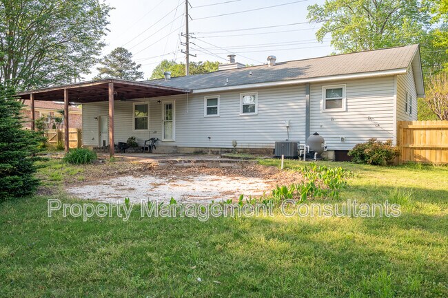 Building Photo - 912 Mountain Gap Rd SE