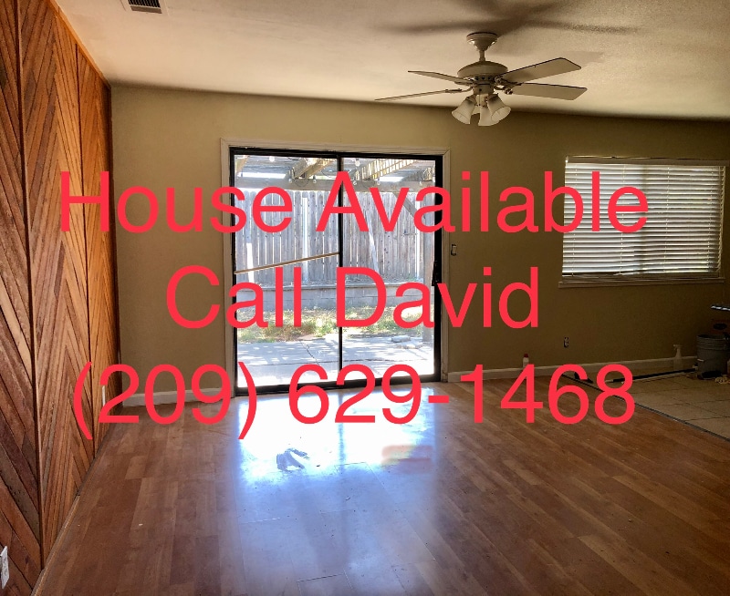 Building Photo - 1302 Briarwood Way