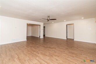 Building Photo - 304 Timber Ridge Dr