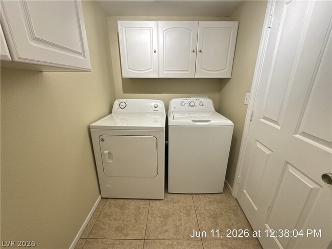 Building Photo - 461 Temple Canyon Pl