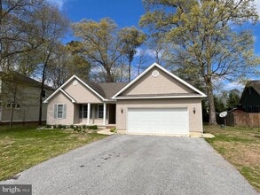 Building Photo - 33033 Nassau Loop