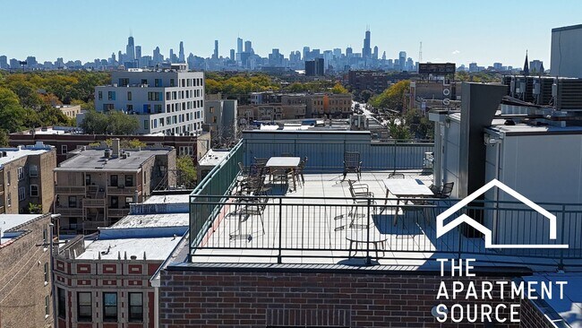 Building Photo - 2740 N Spaulding Ave