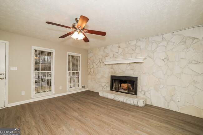 Building Photo - 172 Corley Cir