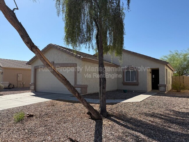 Building Photo - 22621 W Yavapai St