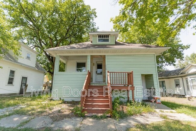 Building Photo - 1529 N 24th St