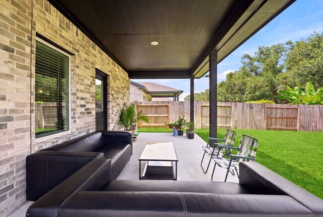 Building Photo - 4821 Magnolia Spgs Dr