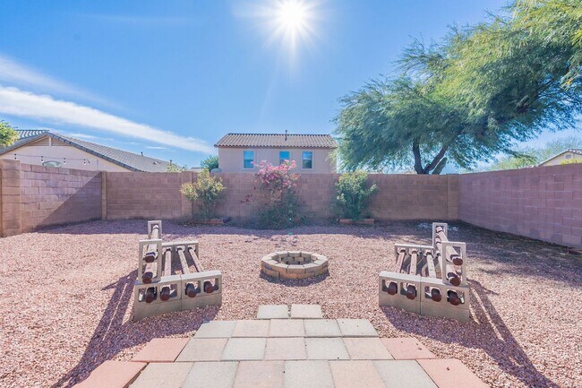 Building Photo - Move In Ready! Four Bedrooms - Close to TSMC