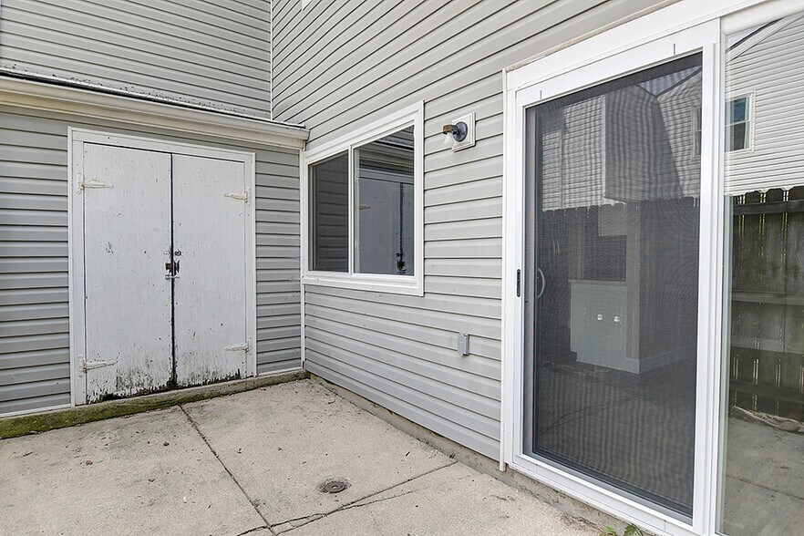 Building Photo - 306 Chadwick Pl