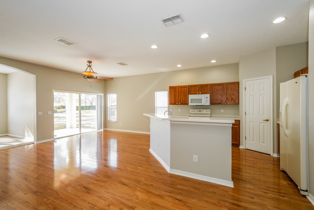 Building Photo - 16716 Caracara Ct