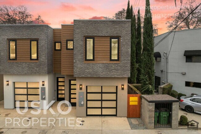 Building Photo - 2817 Democracy Alley