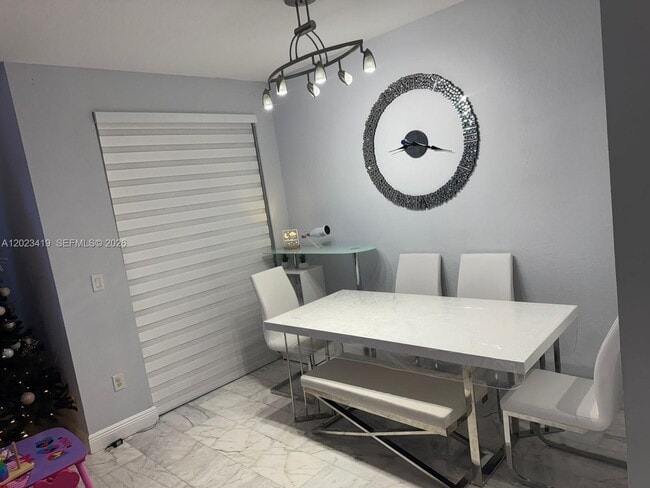 Building Photo - 4301 SW 160th Ave