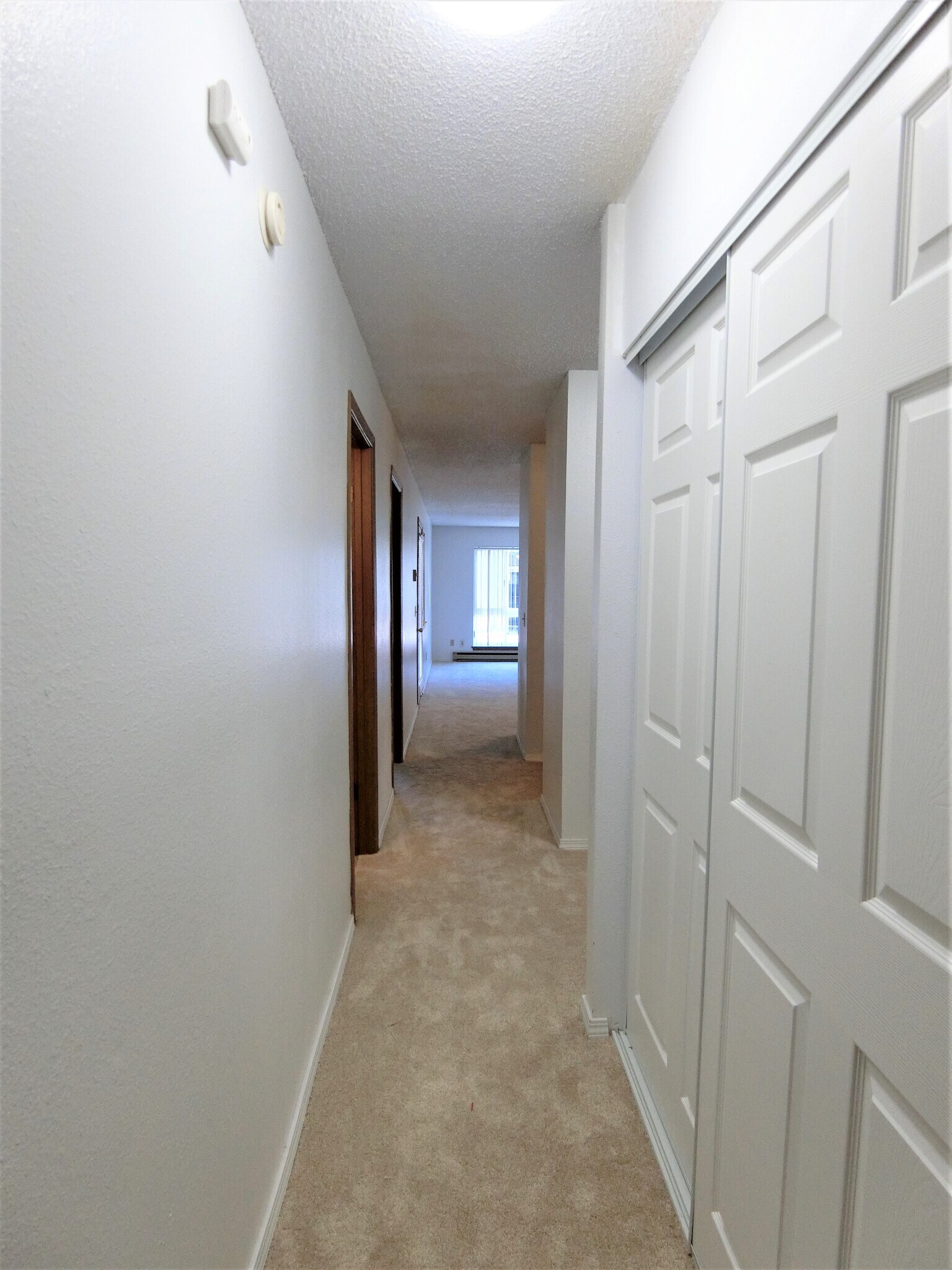 Building Photo - 5842 NE 75th St