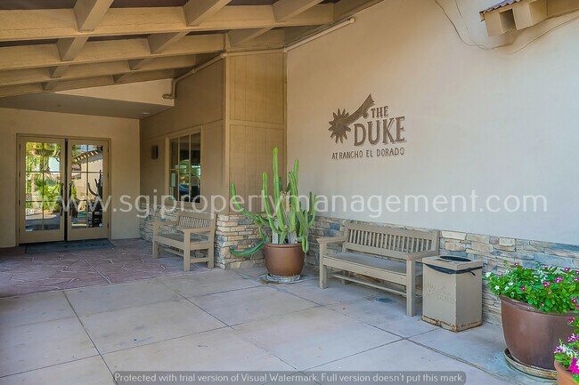 Building Photo - Beautiful split floorplan in a great neigh...