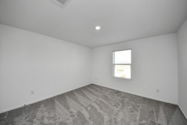 Building Photo - 6415 Geyser Starish Dr