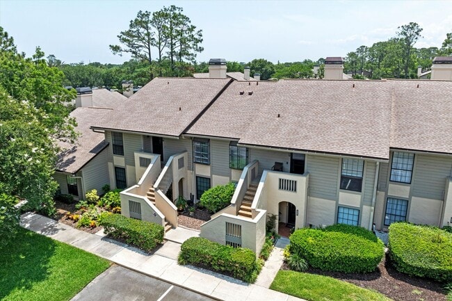 Building Photo - Beautiful Condo