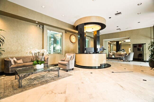 Building Photo - 10535 Wilshire Blvd