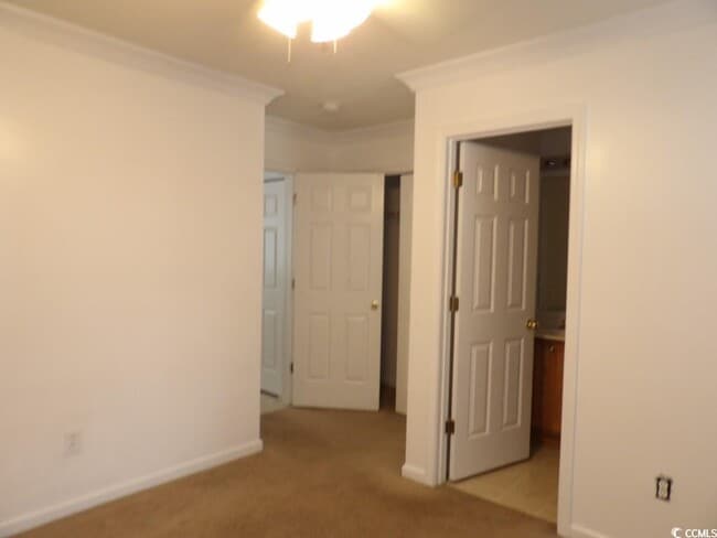 Building Photo - 121 Barnacle Ln
