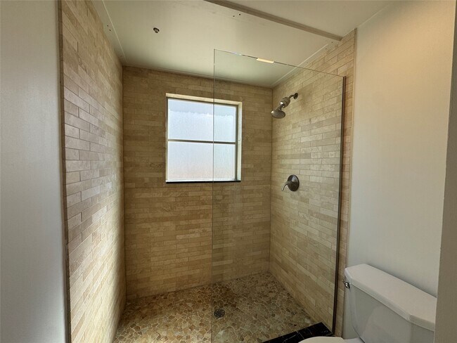 Building Photo - 1509 Holman St