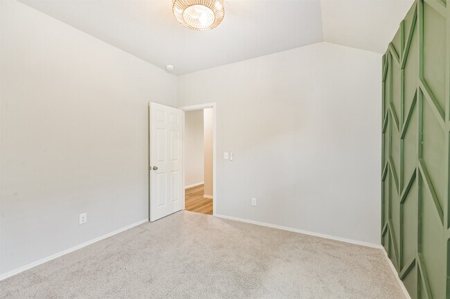 Building Photo - 2135 Twisted Cedar Ct