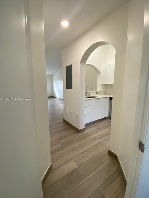 Building Photo - 935 NE 34th Ave