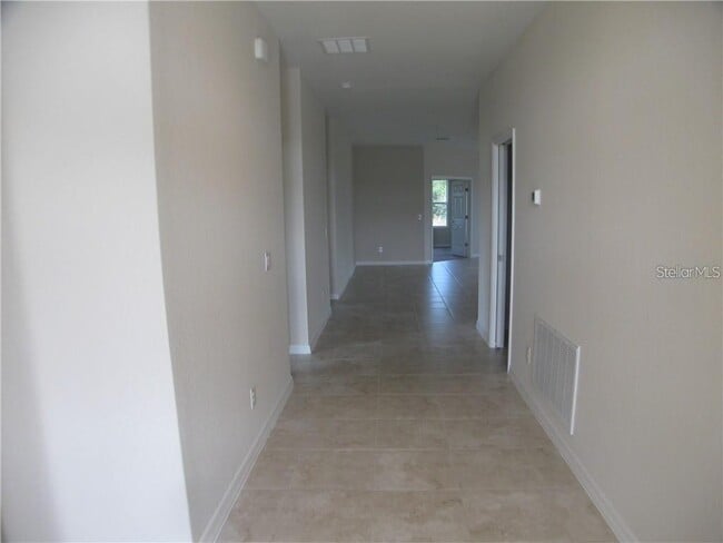 Building Photo - 3426 Barina St